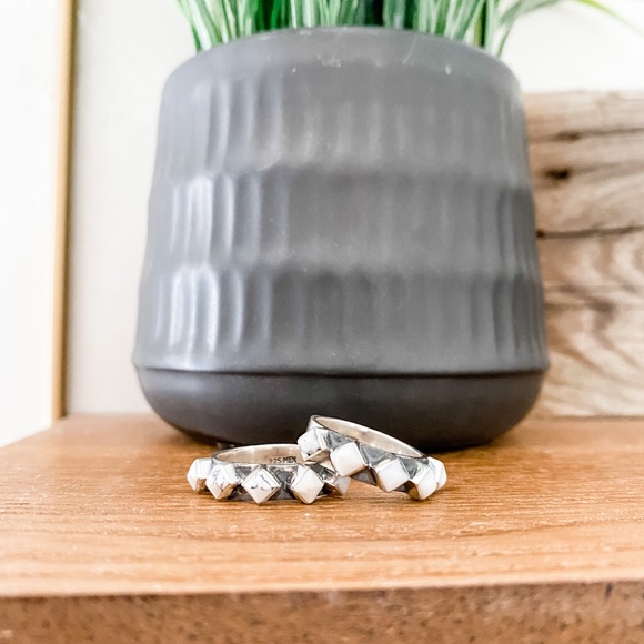 Jewelry - NWT Howlite Sterling Silver Ring